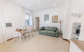 Agrippina House: Mura Vaticane